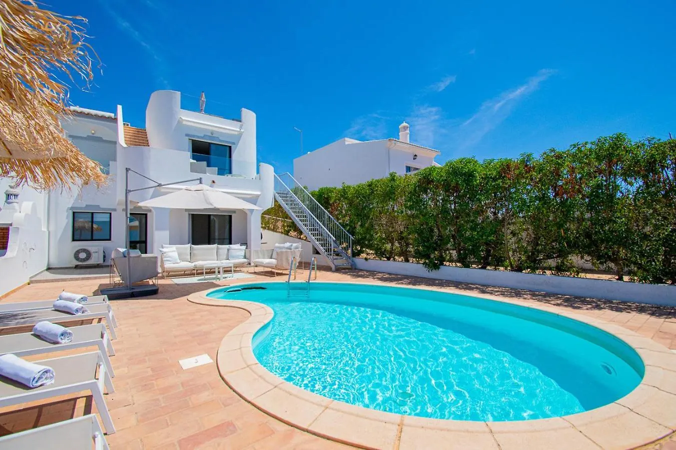 Casa Mel - Stylish 3-Bed Townhouse With Pool Villa Carvoeiro  Carvoeiro (Lagoa)