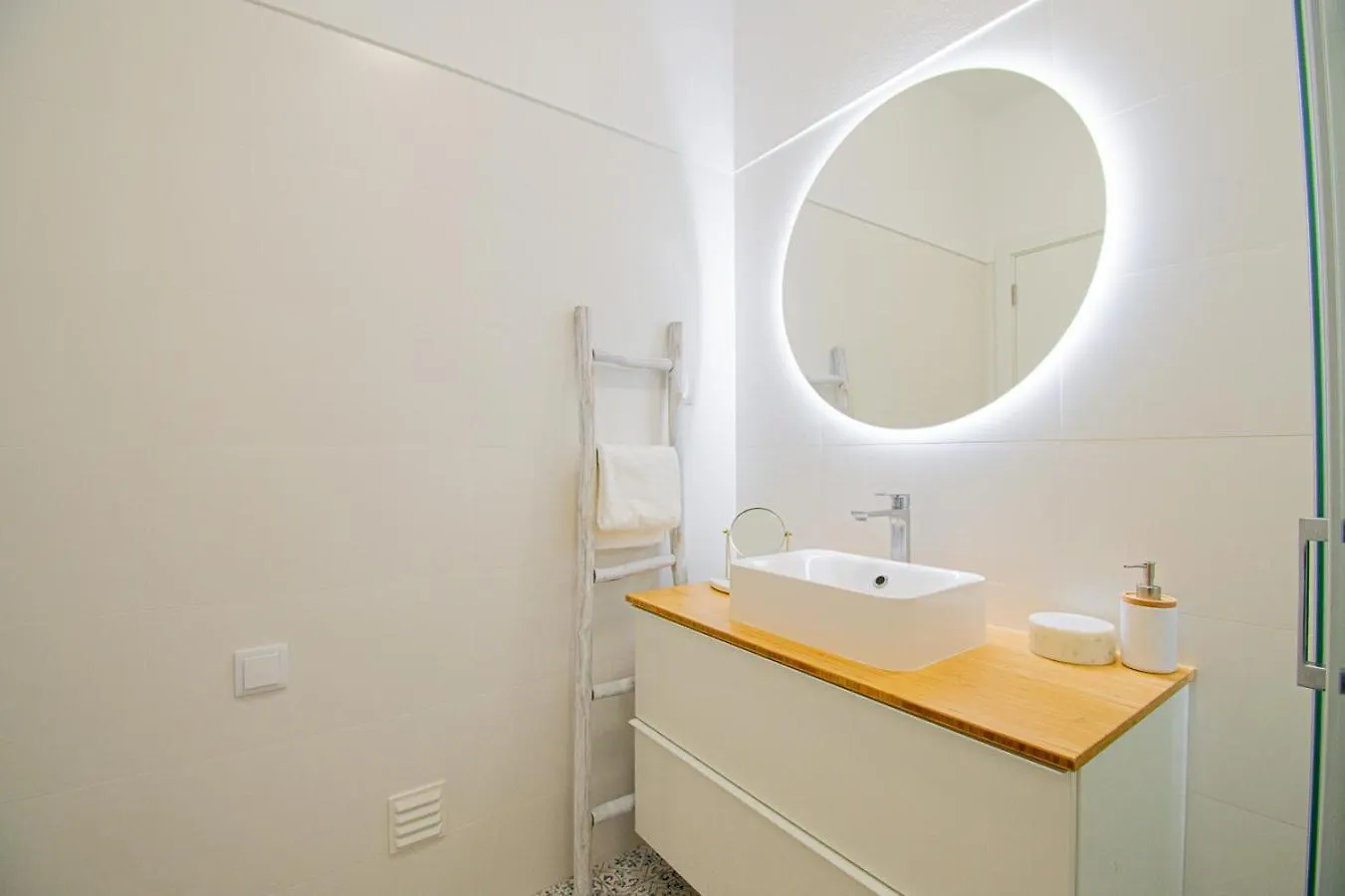 Casa Mel - Stylish 3-Bed Townhouse With Pool Villa Carvoeiro  Carvoeiro (Lagoa)