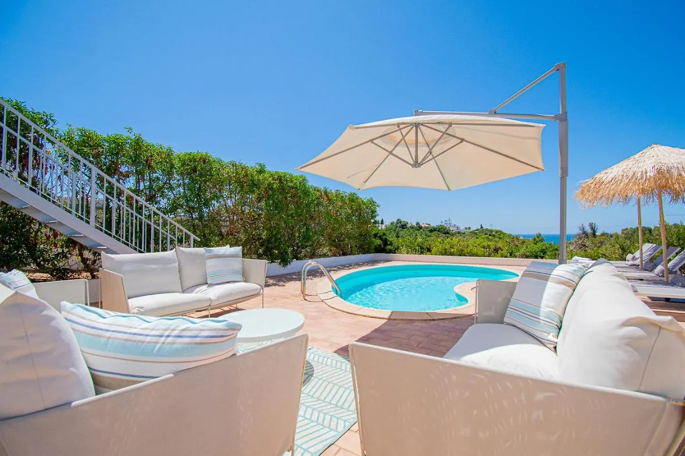 Casa Mel - Stylish 3-Bed Townhouse With Pool Villa Carvoeiro  0*, Carvoeiro (Lagoa)